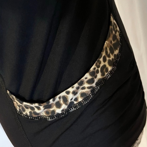 Bebe Bebe Sport Leopard Black Funnel Jacket SMALL Activewear Leopard Lined Hood - Picture 7 of 13